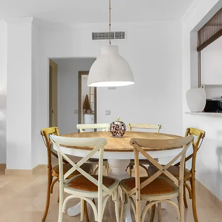 Face Avec Accès Au Padel Privé Belle Terrasse Et Grande Piscine Appartamento