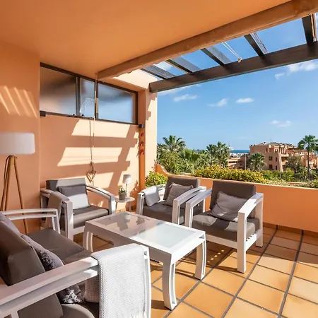 Face Avec Accès Au Padel Privé Belle Terrasse Et Grande Piscine Appartamento