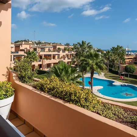 Face Avec Accès Au Padel Privé Belle Terrasse Et Grande Piscine Appartamento