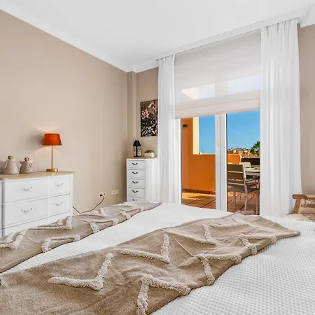 Appartamento Face Avec Accès Au Padel Privé Belle Terrasse Et Grande Piscine
